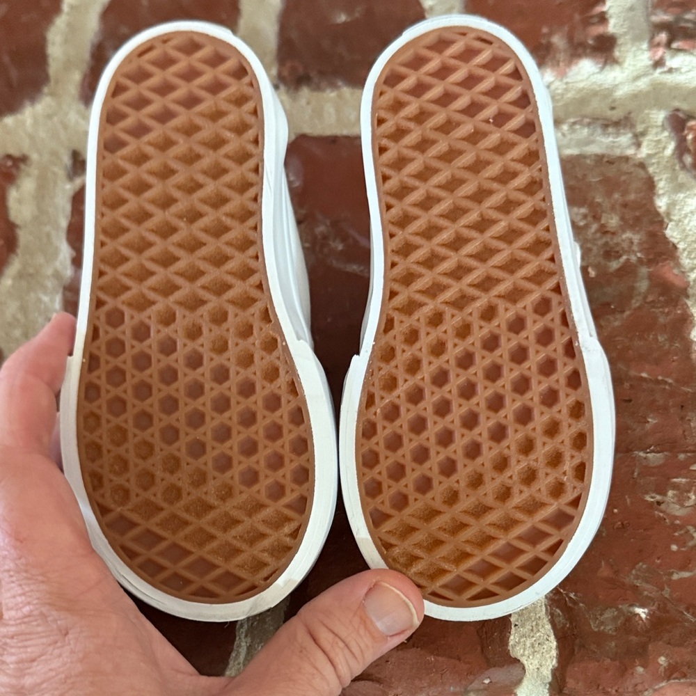 Vans White Toddler Shoes girls Mary Jane style - Picture 2 of 7